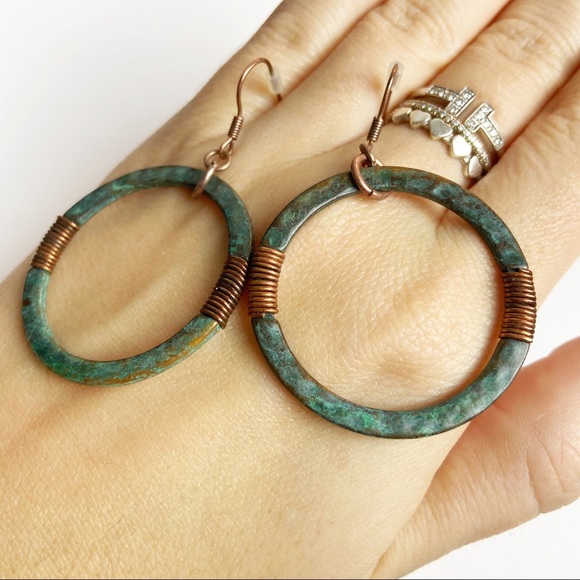 Copper patina boho circle drop earrings - Picture 1 of 5